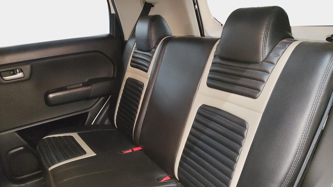 2019 Maruti New Wagon-R ZXI 1.2 AMT, Petrol, Automatic, 20,268 km, Right Side Rear Door Cabin