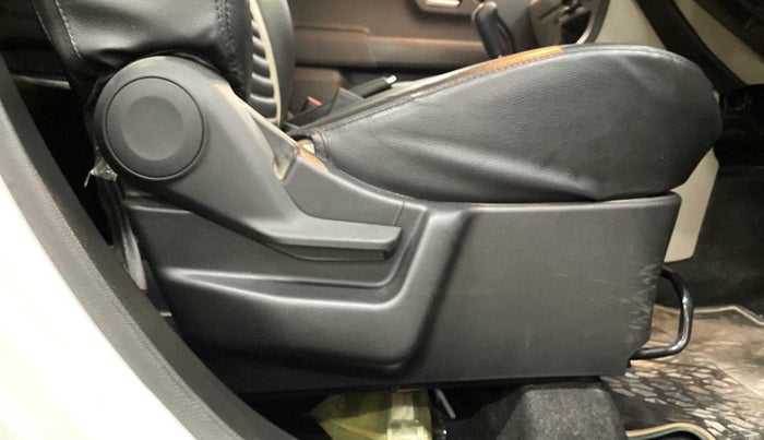 2019 Maruti New Wagon-R ZXI 1.2 AMT, Petrol, Automatic, 20,268 km, Driver Side Adjustment Panel