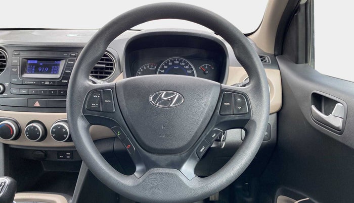 2016 Hyundai Grand i10 SPORTZ 1.2 KAPPA VTVT, Petrol, Manual, 43,988 km, Steering Wheel Close Up
