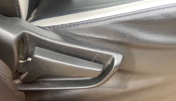2020 Maruti S PRESSO VXI PLUS AMT, Petrol, Automatic, 42,173 km, Driver Side Adjustment Panel