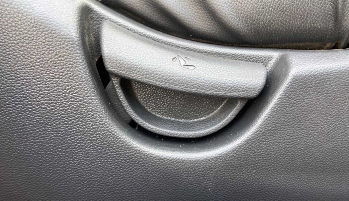 2018 Hyundai Grand i10 SPORTZ 1.2 KAPPA VTVT, Petrol, Manual, 30,947 km, Driver Side Adjustment Panel