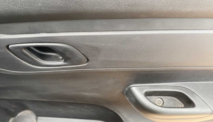 2022 Renault Kwid RXL 0.8 (O), Petrol, Manual, 5,633 km, Driver Side Door Panels Control