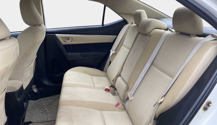 2017 Toyota Corolla Altis G PETROL, Petrol, Manual, 23,618 km, Right Side Rear Door Cabin