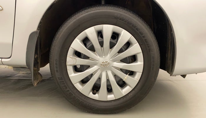 2012 Toyota Etios GD SP, Diesel, Manual, 99,771 km, Right Front Wheel