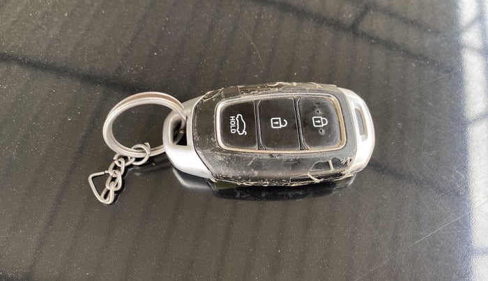 2019 Hyundai Verna 1.6 VTVT SX O, Petrol, Manual, 40,029 km, Lock system - Remote key not working