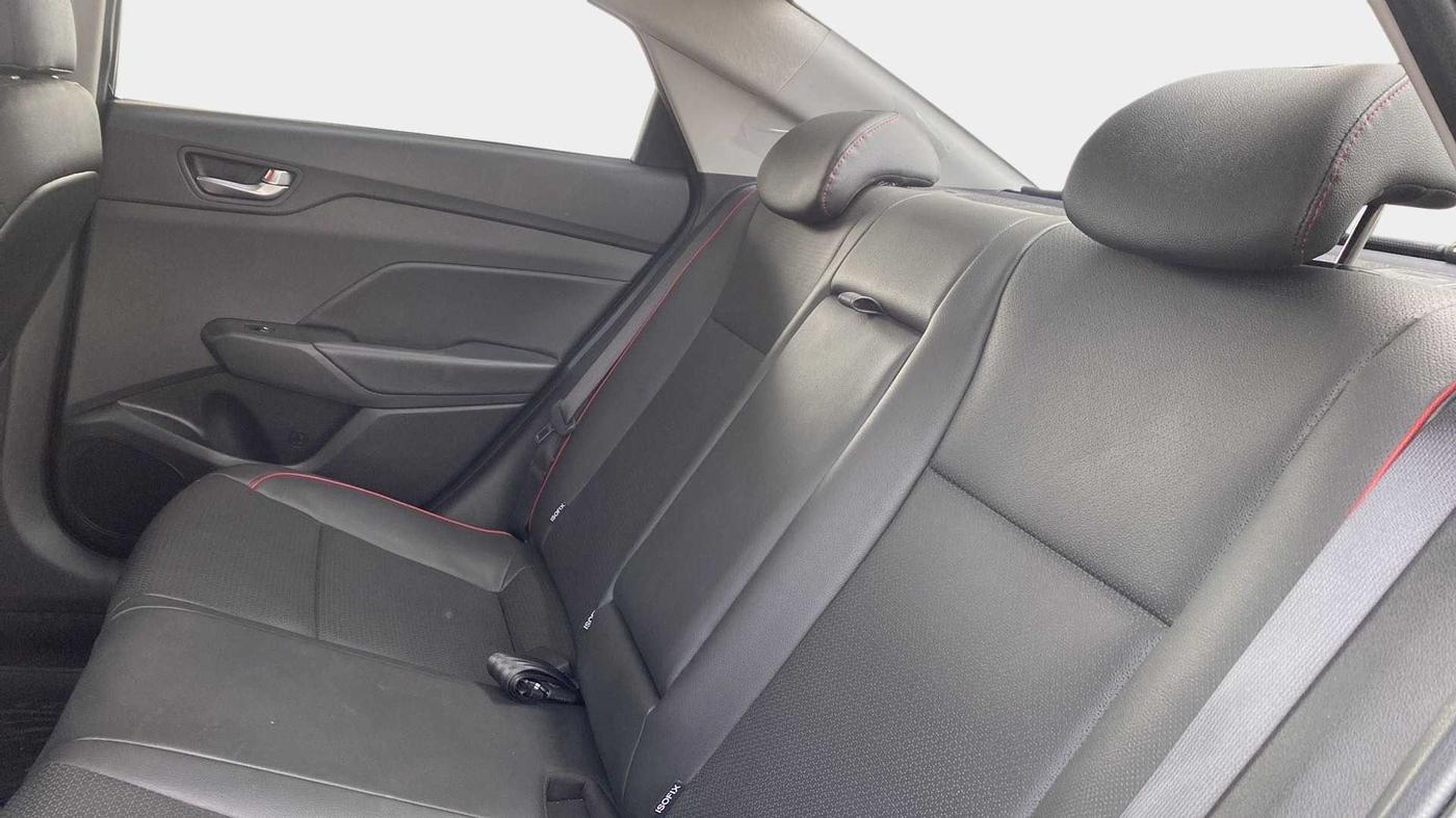 2021 Hyundai Verna SX (O) 1.0 TURBO DCT, Petrol, Automatic, 37,975 km, Right Side Rear Door Cabin