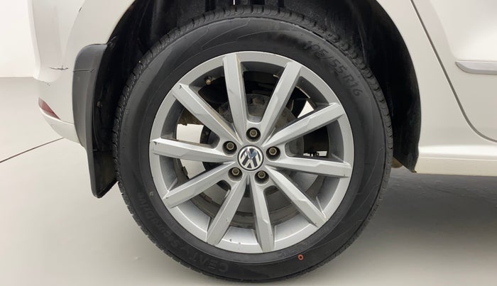 2019 Volkswagen Polo HIGHLINE PLUS 1.0, Petrol, Manual, 59,724 km, Right Rear Wheel