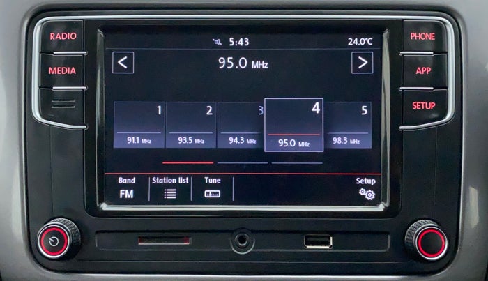 2019 Volkswagen Polo HIGHLINE PLUS 1.0, Petrol, Manual, 59,724 km, Infotainment System