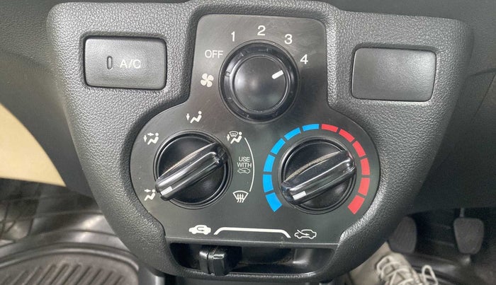 2013 Honda Amaze 1.5L I-DTEC E, Diesel, Manual, 94,935 km, AC Unit - Main switch light not functional