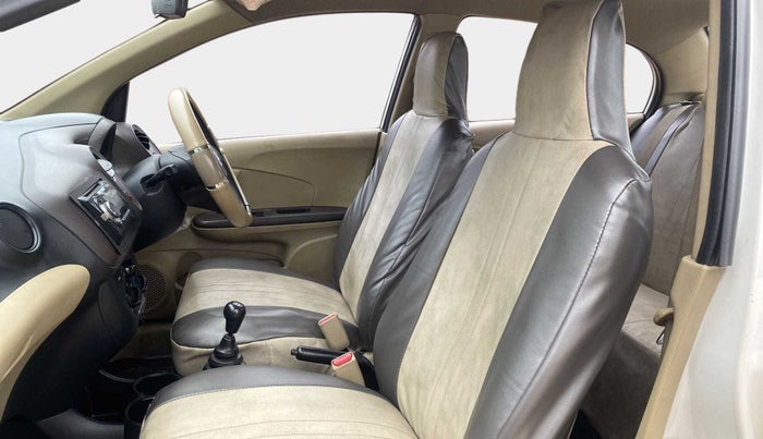 2013 Honda Amaze 1.5L I-DTEC E, Diesel, Manual, 94,935 km, Right Side Front Door Cabin