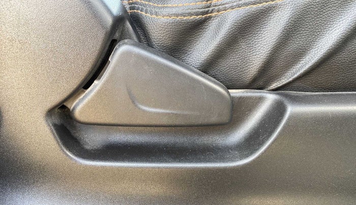 2018 Datsun Redi Go T (O), Petrol, Manual, 7,472 km, Driver Side Adjustment Panel