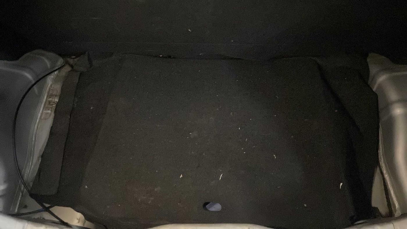 2016 Hyundai Eon ERA +, Petrol, Manual, 79,621 km, Boot Inside