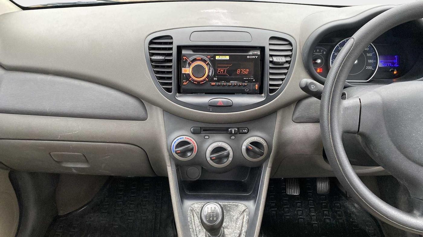 2016 Hyundai i10 ERA 1.1, Petrol, Manual, 10,055 km, Air Conditioner