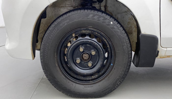 2016 Maruti Alto 800 LXI, CNG, Manual, 55,464 km, Left Front Wheel