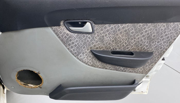 2016 Maruti Alto 800 LXI, CNG, Manual, 55,464 km, Driver Side Door Panels Control