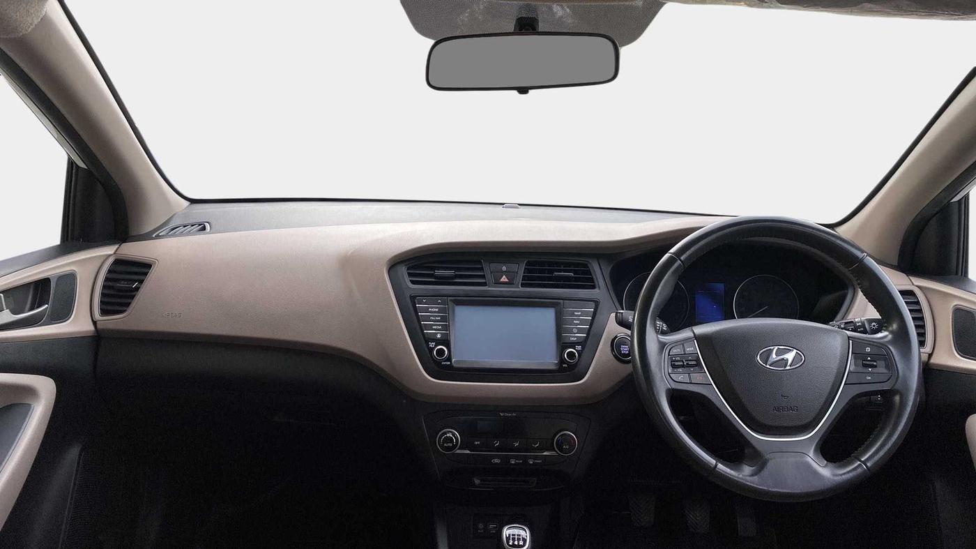 2017 Hyundai Elite i20 ASTA 1.2 (O), Petrol, Manual, 27,270 km, Dashboard