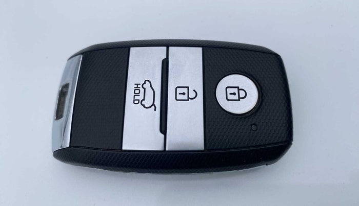 2020 KIA SELTOS HTK PLUS 1.5, Petrol, Manual, 26,347 km, Key Close Up
