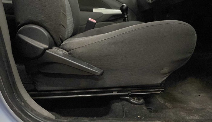2011 Toyota Etios V, Petrol, Manual, 59,788 km, Driver Side Adjustment Panel