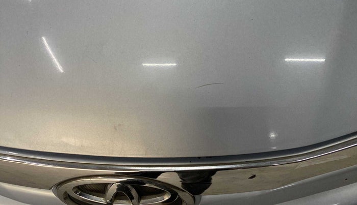 2011 Toyota Etios V, Petrol, Manual, 59,788 km, Bonnet (hood) - Slightly dented
