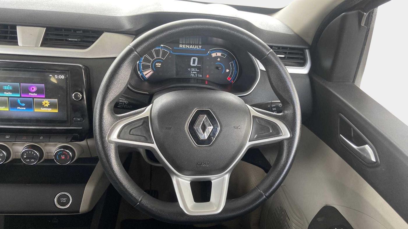 2020 Renault TRIBER RXZ, Petrol, Manual, 41,351 km, Steering Wheel Close Up