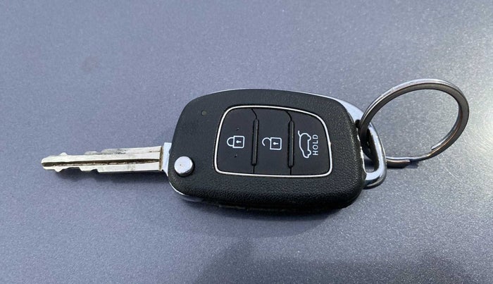 2018 Hyundai Elite i20 SPORTZ 1.2, Petrol, Manual, 62,491 km, Key Close Up
