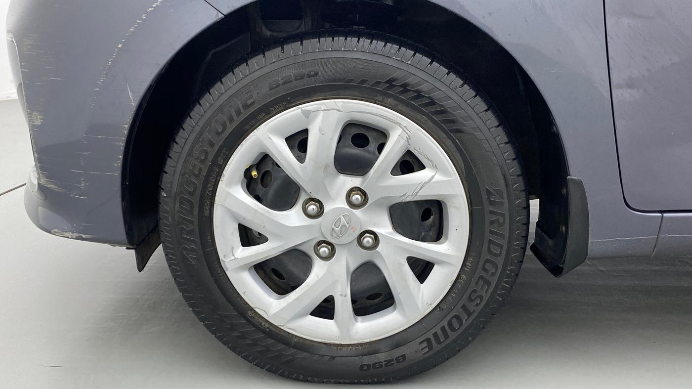 2017 Hyundai Grand i10 MAGNA 1.2 KAPPA VTVT, Petrol, Manual, 99,358 km, Left Front Wheel