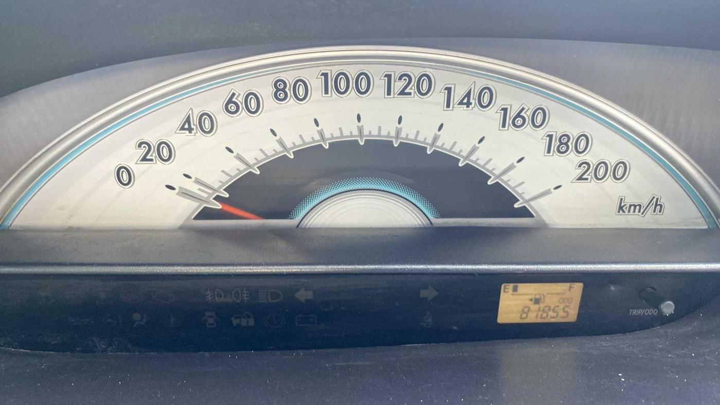 2011 Toyota Etios G, Petrol, Manual, 81,852 km, Odometer Image