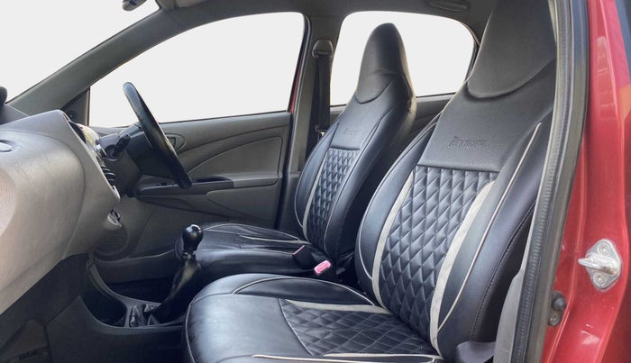 2011 Toyota Etios G, Petrol, Manual, 81,852 km, Right Side Front Door Cabin
