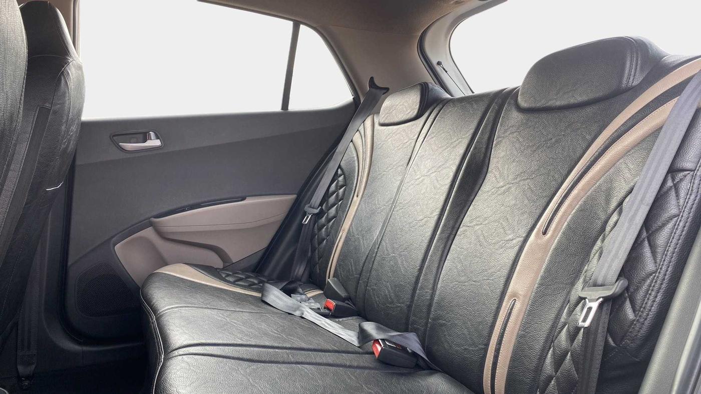 2019 Hyundai Grand i10 SPORTZ 1.2 KAPPA VTVT, Petrol, Manual, 4,868 km, Right Side Rear Door Cabin