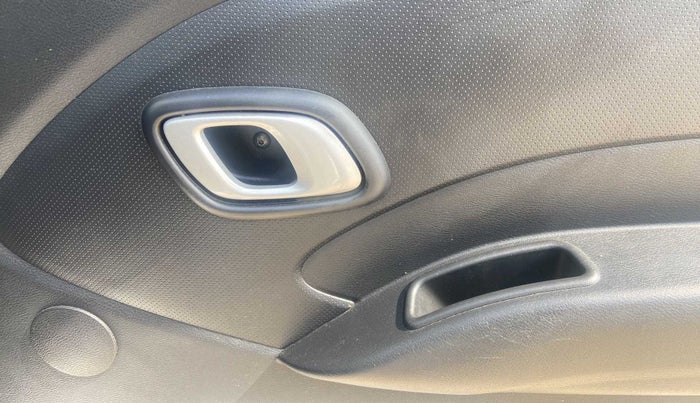 2018 Datsun Redi Go T(O) 1.0 AMT, Petrol, Automatic, 21,416 km, Driver Side Door Panels Control