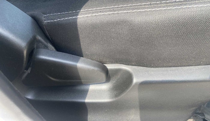 2018 Datsun Redi Go T(O) 1.0 AMT, Petrol, Automatic, 21,416 km, Driver Side Adjustment Panel