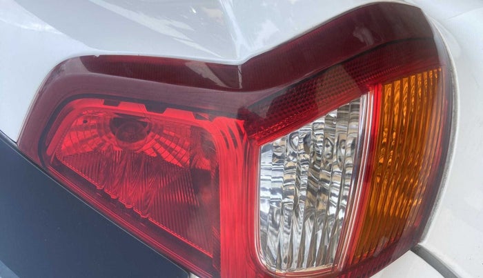 2018 Datsun Redi Go T(O) 1.0 AMT, Petrol, Automatic, 21,416 km, Right tail light - Minor damage