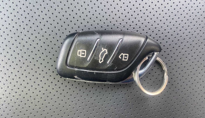 2022 MG ASTOR SHARP 1.3 TURBO AT, Petrol, Automatic, 7,459 km, Key Close Up