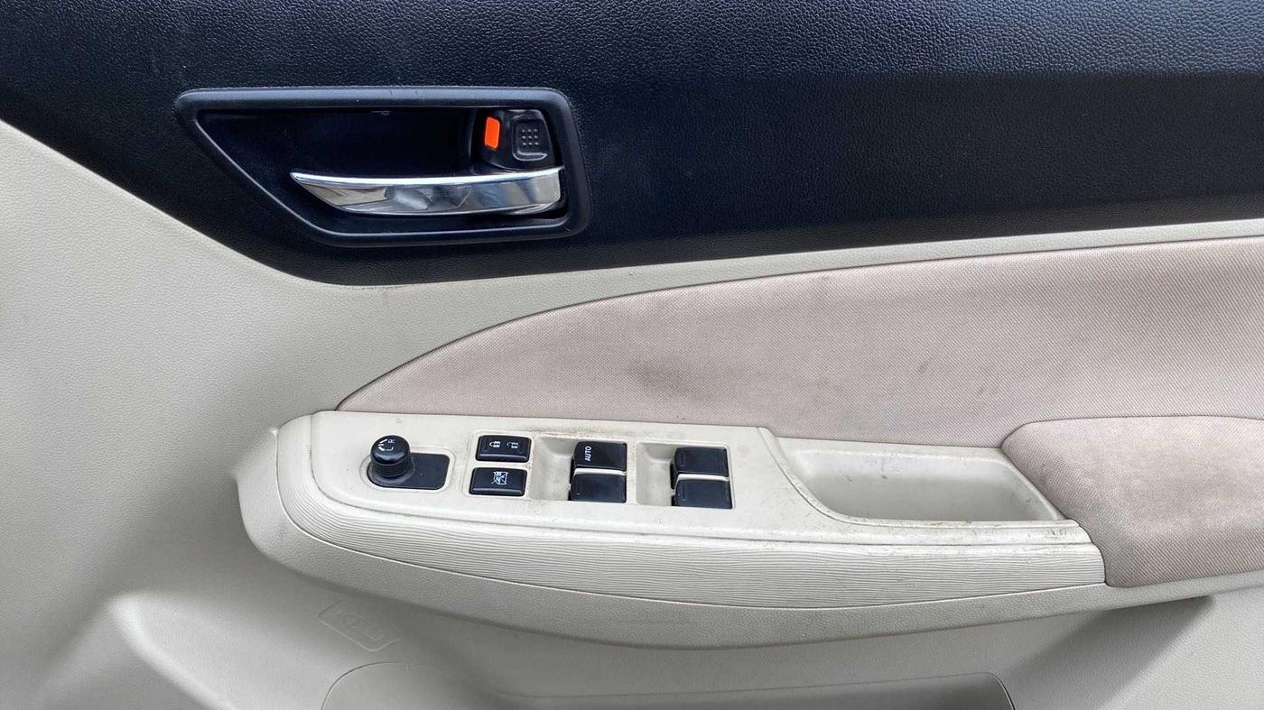2018 Maruti Dzire VXI, Petrol, Manual, 60,235 km, Driver Side Door Panels Control