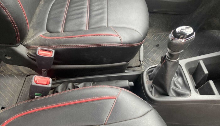 2020 Renault Kwid RXT 0.8, Petrol, Manual, 5,137 km, Gear Lever