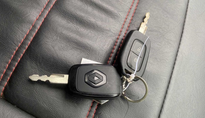 2020 Renault Kwid RXT 0.8, Petrol, Manual, 5,137 km, Key Close Up