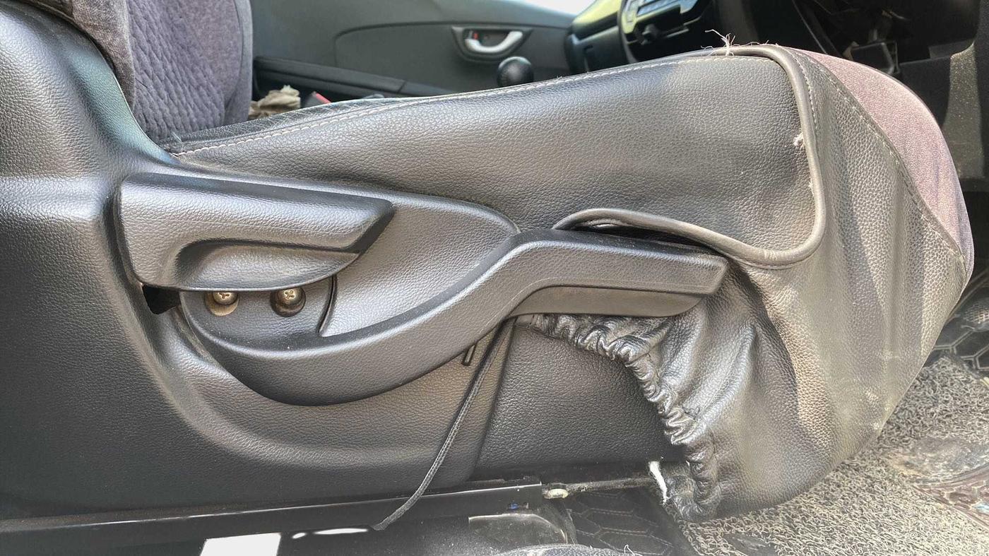 2019 Honda BR-V 1.5L I-VTEC VX, Petrol, Manual, 57,346 km, Driver Side Adjustment Panel