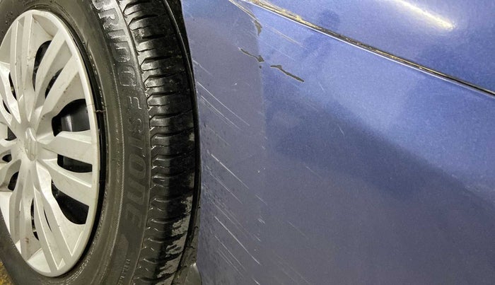 2017 Maruti Dzire VXI, Petrol, Manual, 19,537 km, Rear bumper - Minor scratches