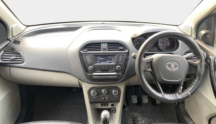 2018 Tata Tiago XT PETROL, Petrol, Manual, 61,477 km, Dashboard