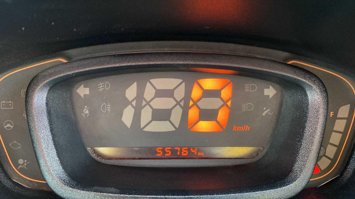 2016 Renault Kwid RXT 1.0 (O), Petrol, Manual, 56,143 km, Odometer Image