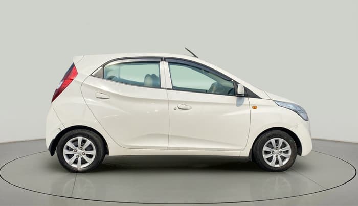2013 Hyundai Eon MAGNA +, Petrol, Manual, 65,165 km, Right Side View