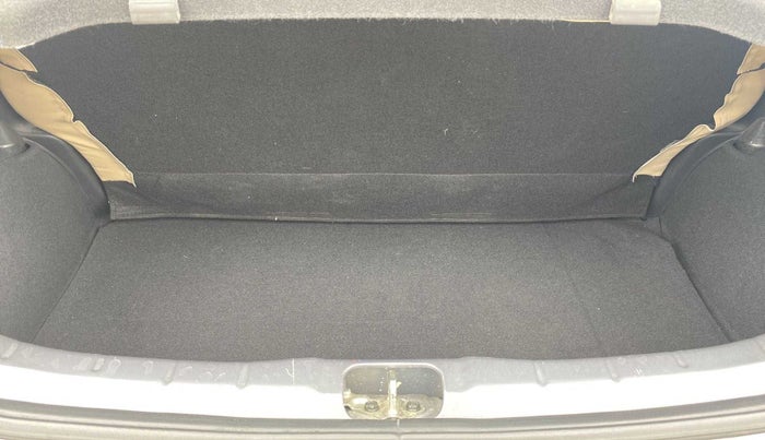 2019 Hyundai NEW SANTRO SPORTZ MT, Petrol, Manual, 25,596 km, Boot Inside