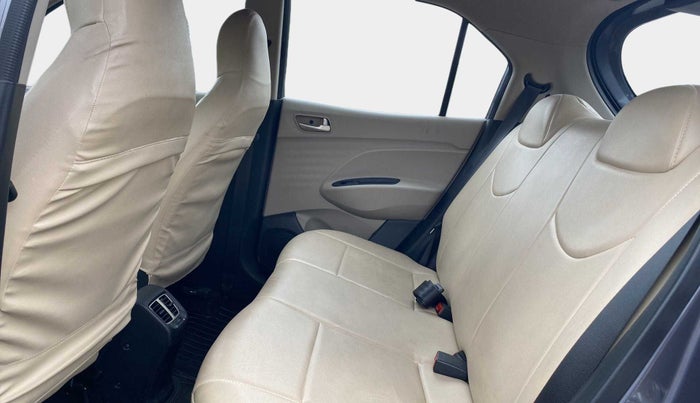 2019 Hyundai NEW SANTRO SPORTZ MT, Petrol, Manual, 25,596 km, Right Side Rear Door Cabin