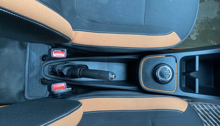 2020 Renault Kwid CLIMBER 1.0 AMT (O), Petrol, Automatic, 29,810 km, Gear Lever
