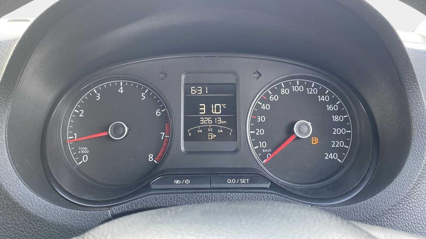 2017 Volkswagen Polo TRENDLINE 1.2L PETROL, Petrol, Manual, 32,595 km, Odometer Image