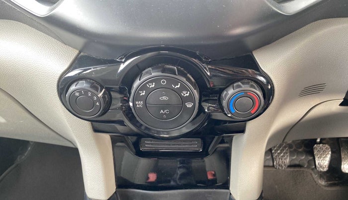 2017 Ford Ecosport TREND 1.5L PETROL, Petrol, Manual, 44,656 km, AC Unit - Directional switch has minor damage