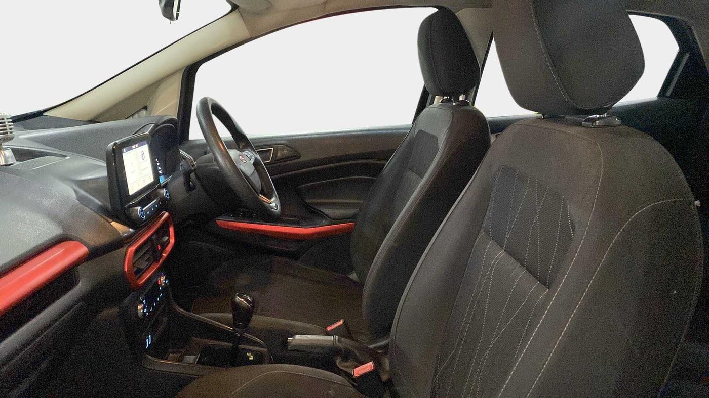 2018 Ford Ecosport TREND 1.5L DIESEL, Diesel, Manual, 82,141 km, Right Side Front Door Cabin