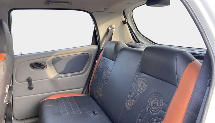 2013 Maruti Alto K10 VXI, Petrol, Manual, 86,187 km, Right Side Rear Door Cabin