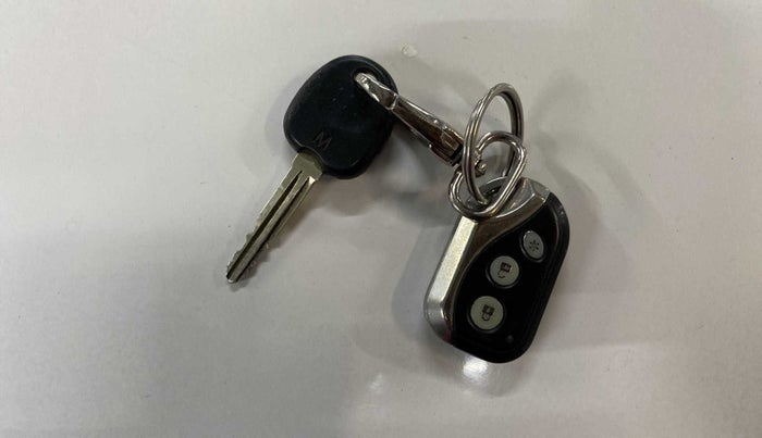 2016 Hyundai Eon MAGNA +, Petrol, Manual, 82,714 km, Key Close Up
