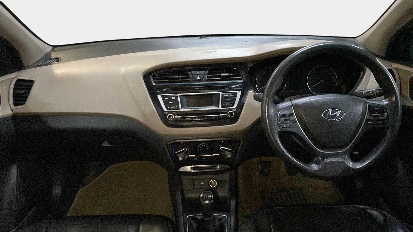 2016 Hyundai Elite i20 MAGNA 1.2, Petrol, Manual, 49,914 km, Dashboard